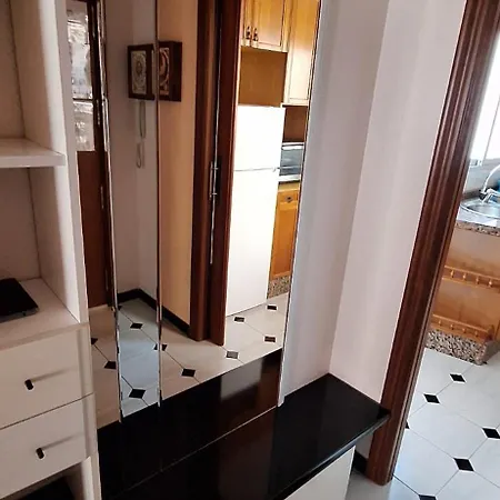 Apartamento Casa 1- Centro Benidorm-solo Mayores De 30 Anos Y Familias Benidorm