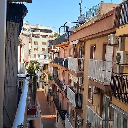 Apartamento Casa 1- Centro Benidorm-solo Mayores De 30 Anos Y Familias