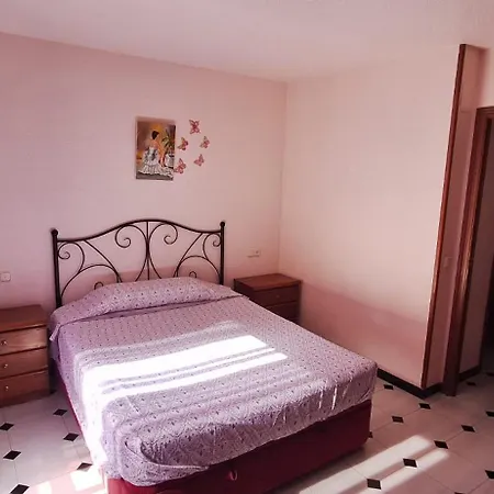 Casa 1- Centro Benidorm-solo Mayores De 30 Anos Y Familias Apartamento *