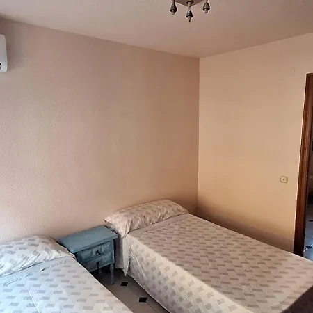 Daire Casa 1- Centro Benidorm-solo Mayores De 30 Anos Y Familias Benidorm