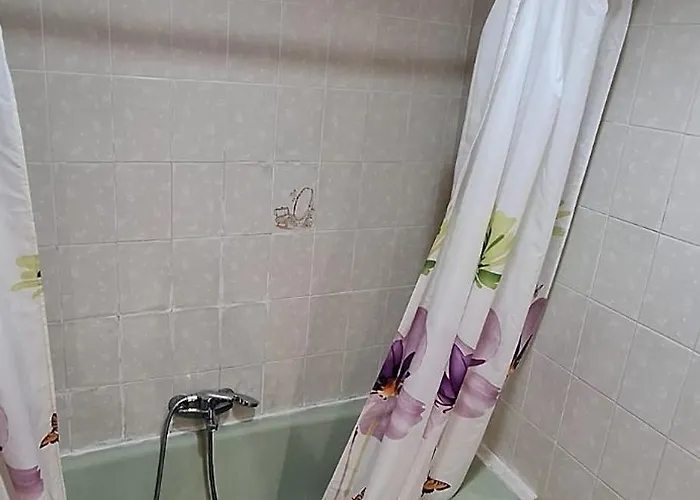 Casa 1- Centro Benidorm-solo Mayores De 30 Anos Y Familias * Benidorm
